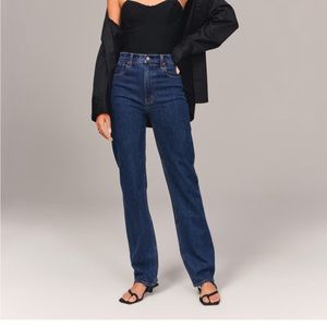 Abercrombie & Fitch Ultra High Rise 90s Straight Jean Dark 32L